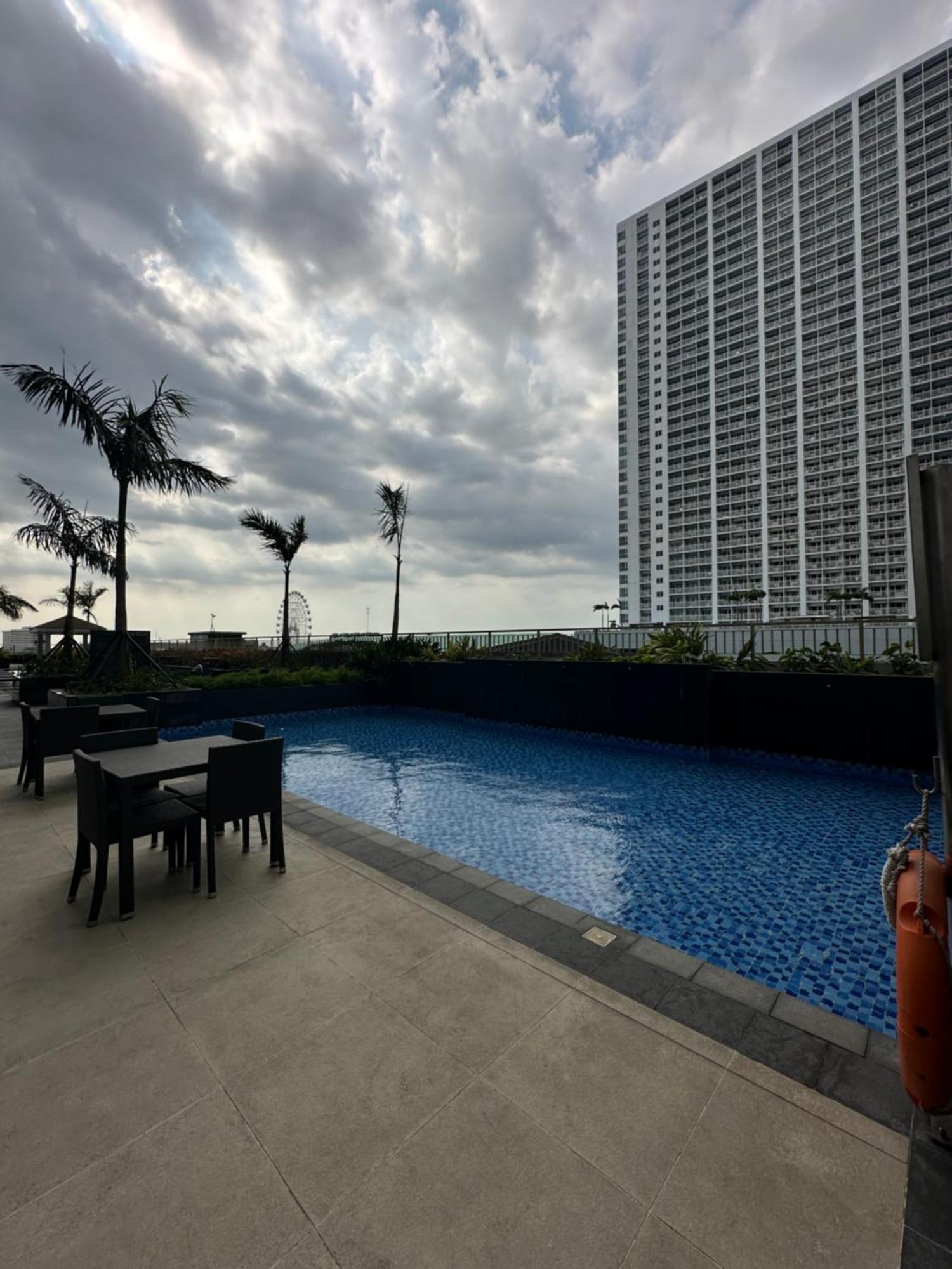 Chen'S Cozy 2Bedroom @ Coast Residences Manila Bagian luar foto